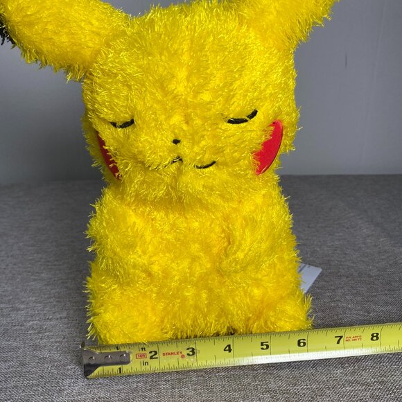 Pokémon Sleepy Pikachu Plush Toy Relaxing Time Good Night Bandai Spirits NWT - Picture 9 of 10